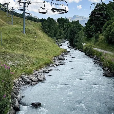 Moderne Aux Pieds Des Pistes Avec Wifi, 4 Chambres, 10 Personnes - Fr-1-570-65 Apartment *